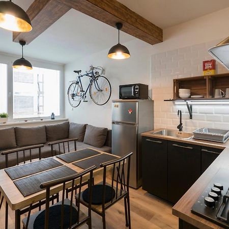 Stylish Centrally Located 1Br Apartment With Parking Bratislava Exterior foto
