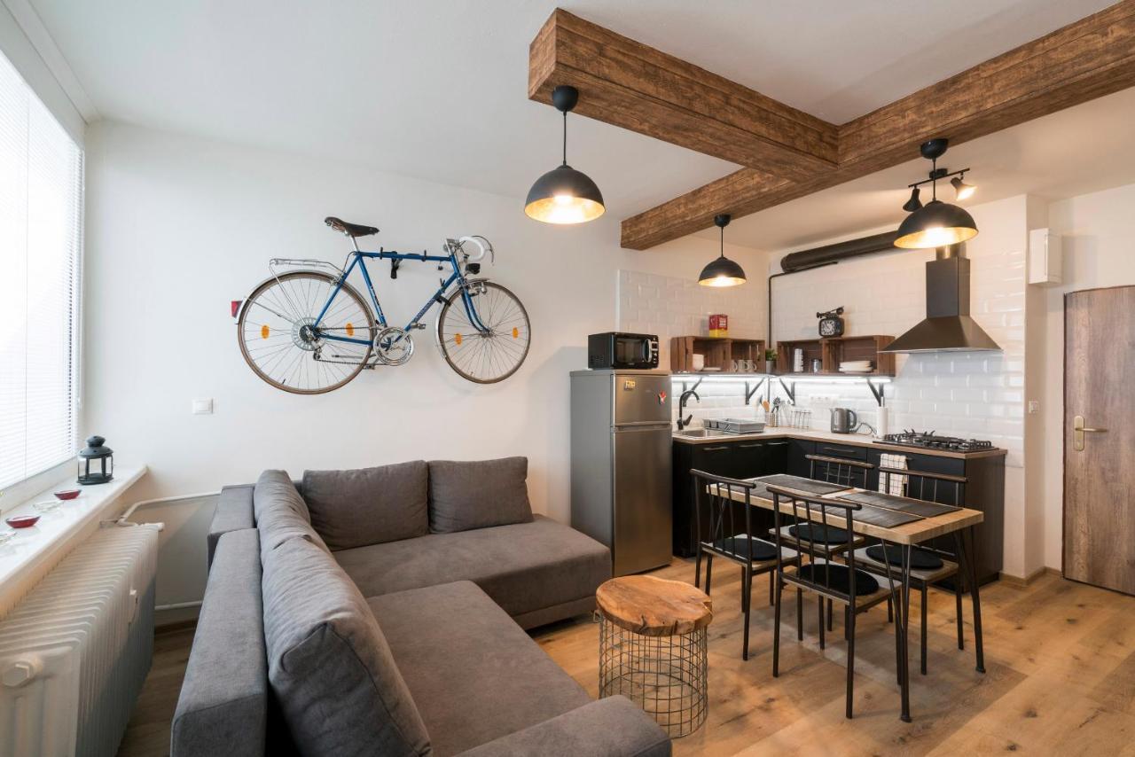 Stylish Centrally Located 1Br Apartment With Parking Bratislava Exterior foto